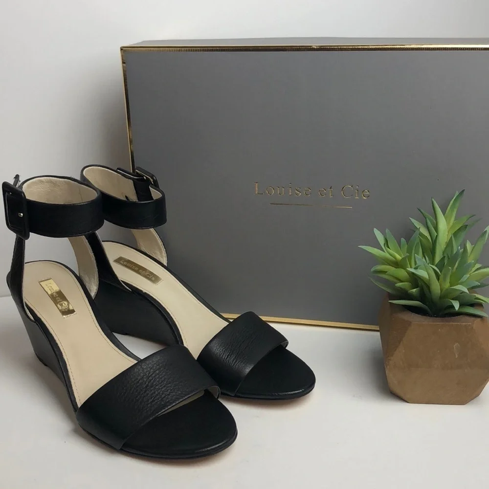 NEW Louise et Cie Punya Open Toe Wedges Sandals 7